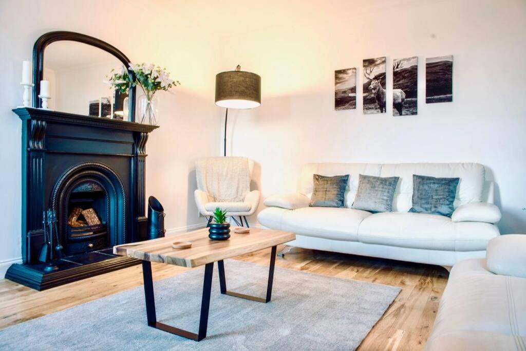 랭뱅크 Gleddoch Coach House 빌라 외부 사진